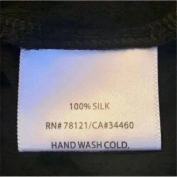 Eileen Fisher 100% Silk Scoop Neck Neutral Black Shell Tank Top Minimalist Small - Picture 6 of 7